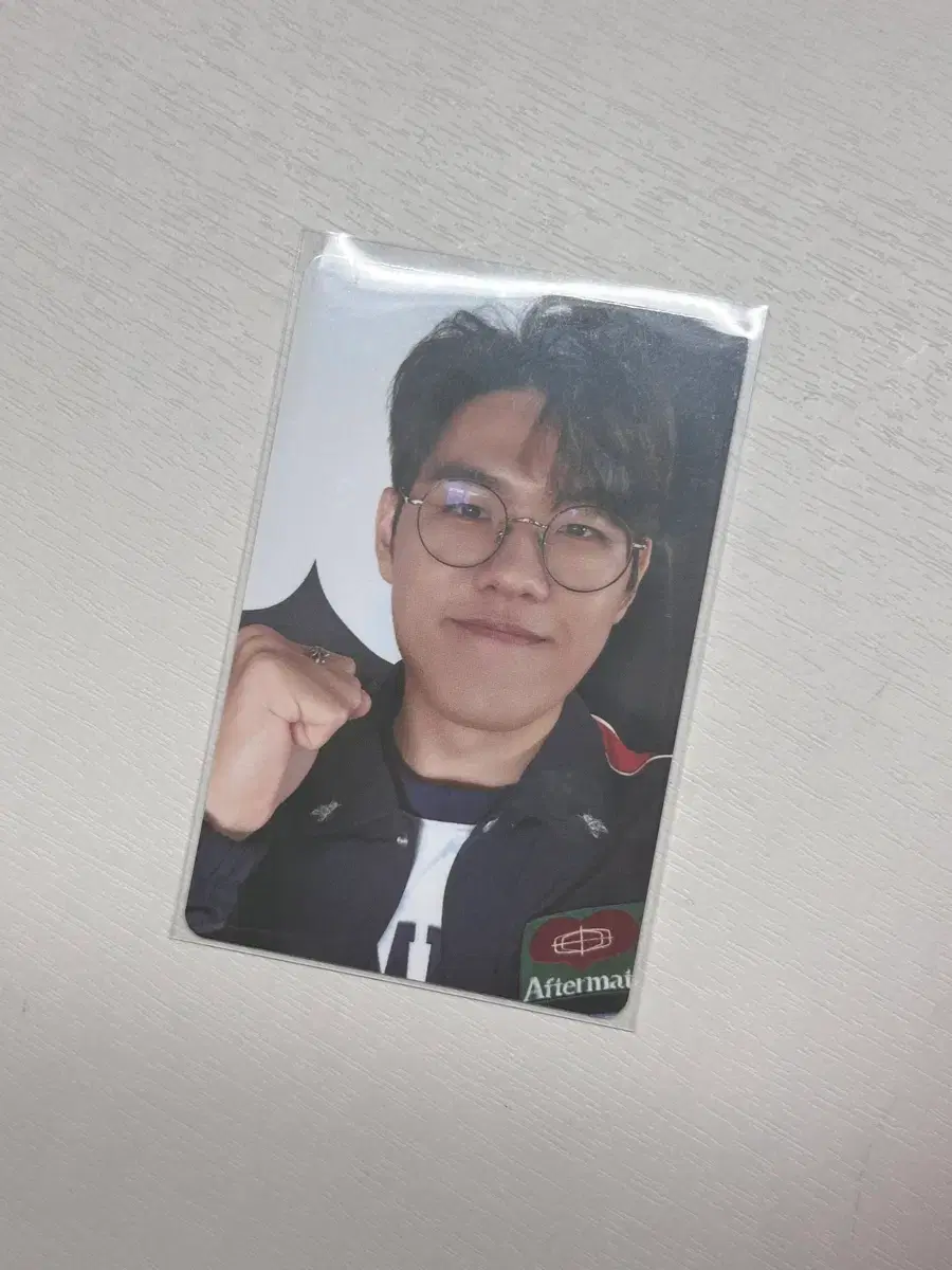 thumbnail-0